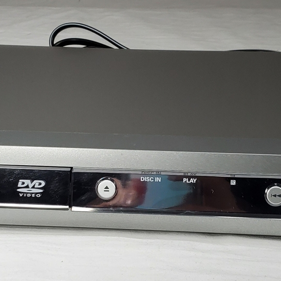 Sanyo | Other | Sanyo Cinema Progressive Dvd Player Model Dwm40 No ...